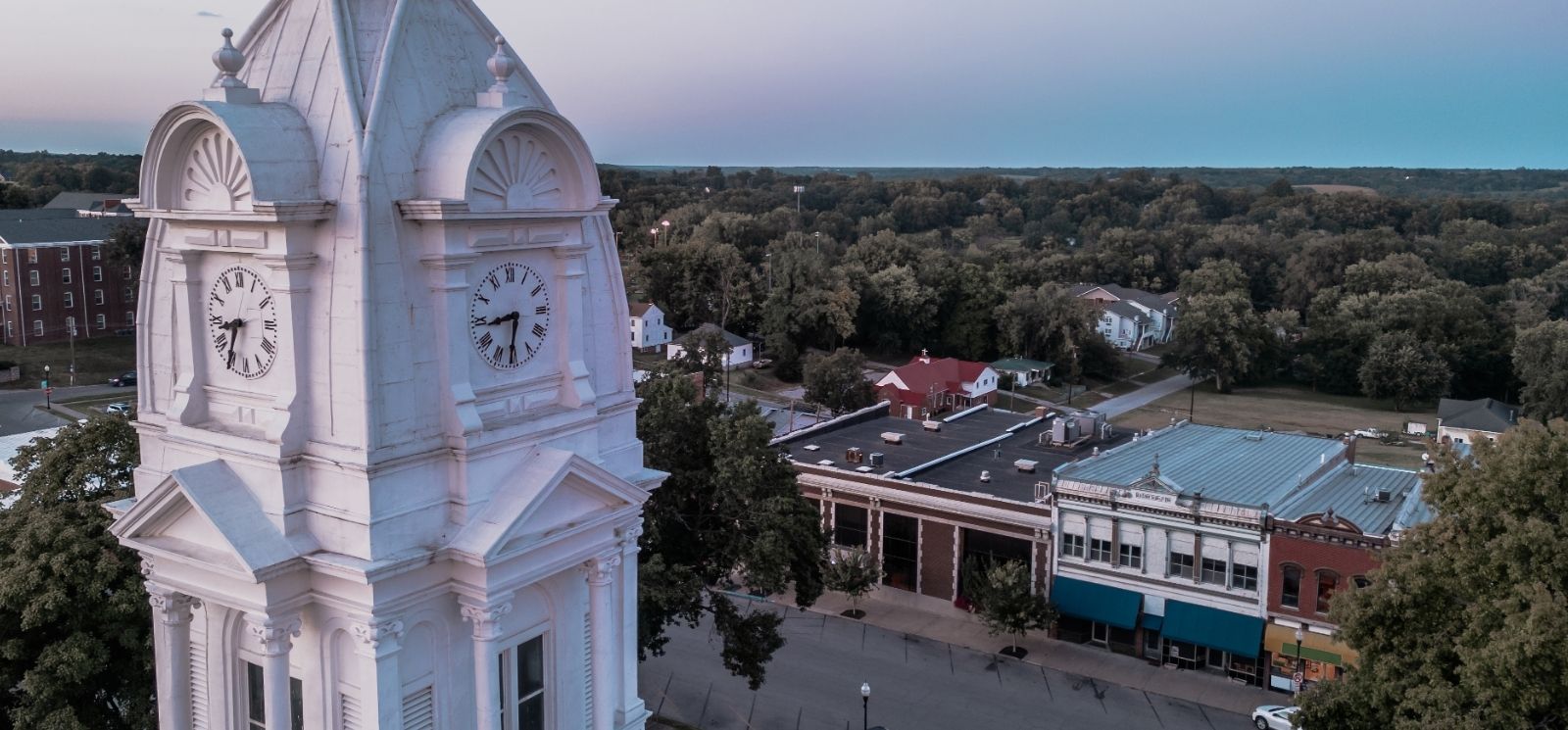 Drone photo of the Fayette square including Commercial Trust Company